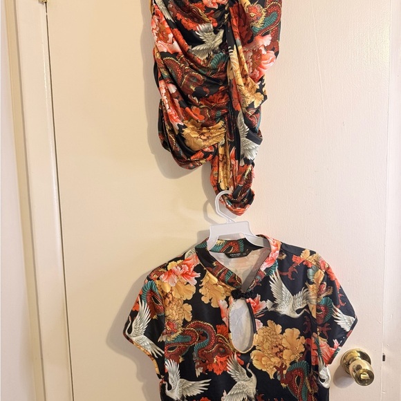 Floral Print Ruched Top and Skirt Set - Picture 5 of 6